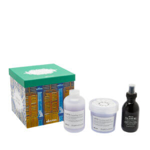 Davines Love Smoothing Christmas Gift Set 2023 box containing Love Smoothing Shampoo, Conditioner and Oi All in One Milk